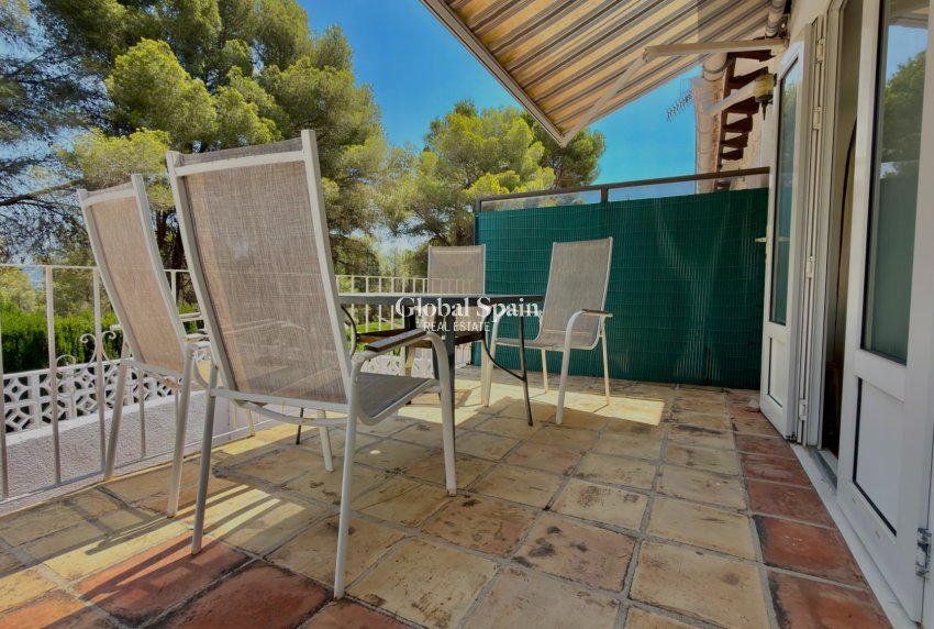 Wiederverkauf - HAUS -
MORAIRA_TEULADA - center