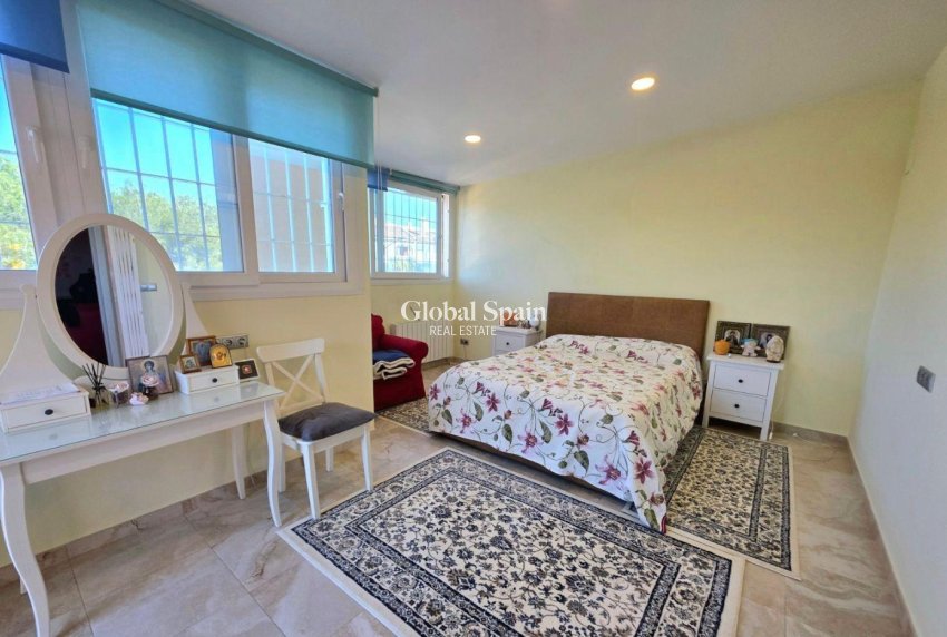 Wiederverkauf - HAUS -
ORIHUELA COSTA - Altos de campoamor