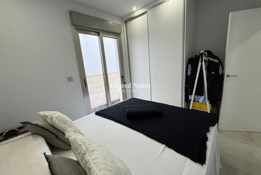 Wiederverkauf - HAUS -
ORIHUELA - Costa Blanca Sur