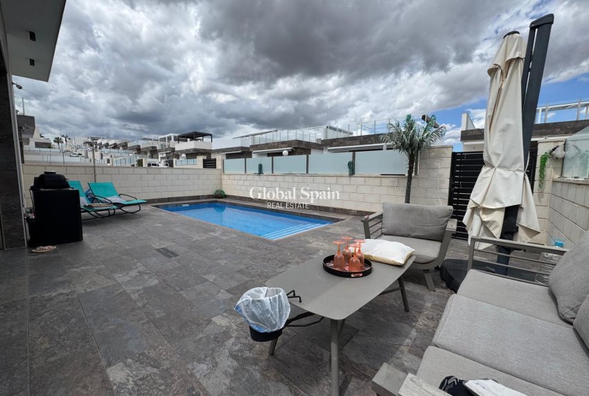 Wiederverkauf - HAUS -
ORIHUELA - Costa Blanca Sur