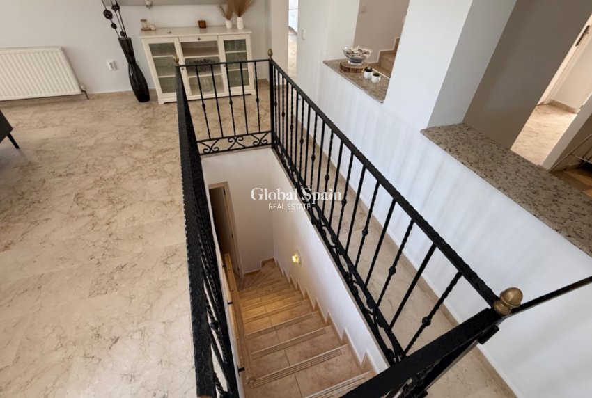 Wiederverkauf - HAUS -
ORIHUELA - Costa Blanca Sur