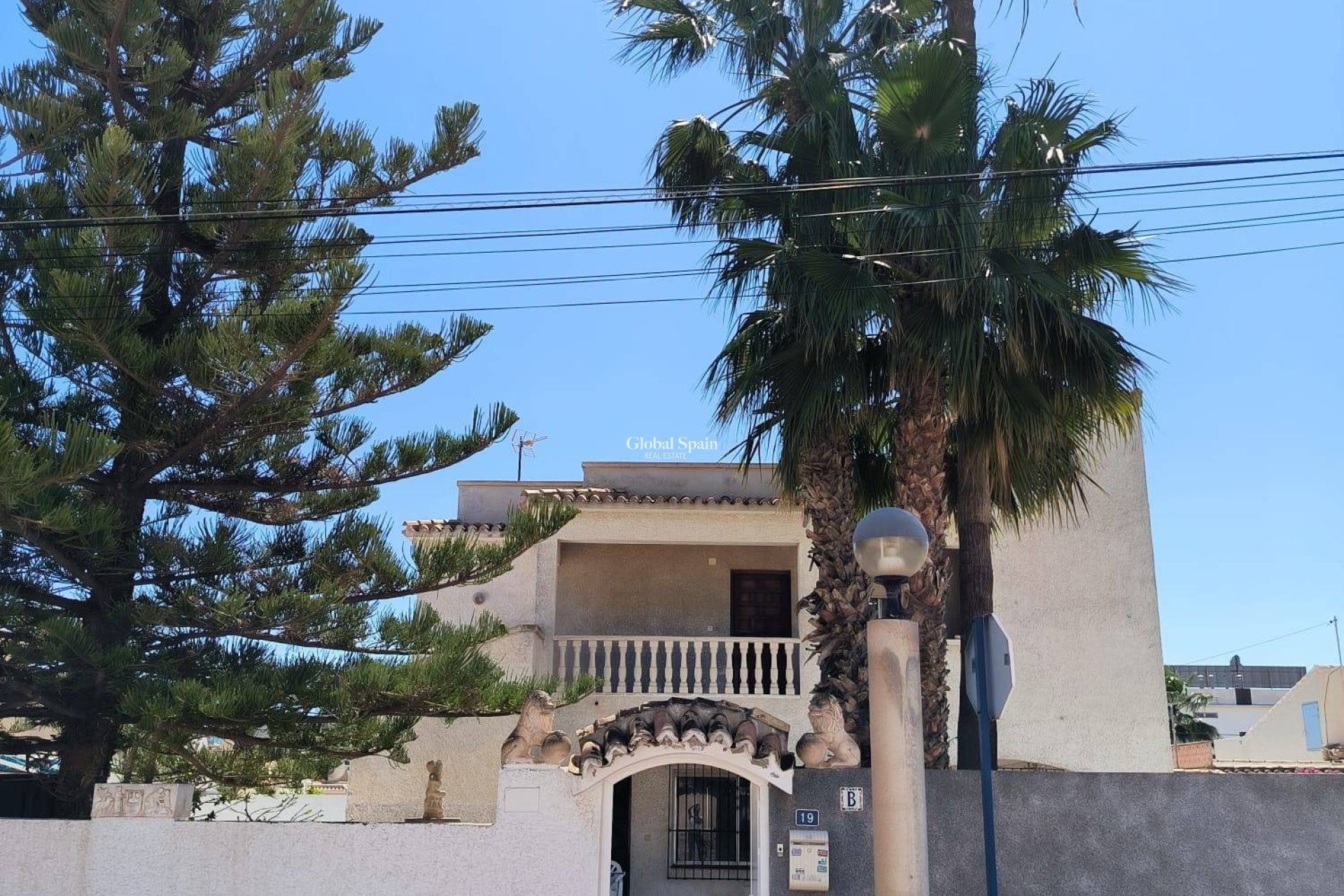 Wiederverkauf - HAUS -
ORIHUELA COSTA - CABO ROIG