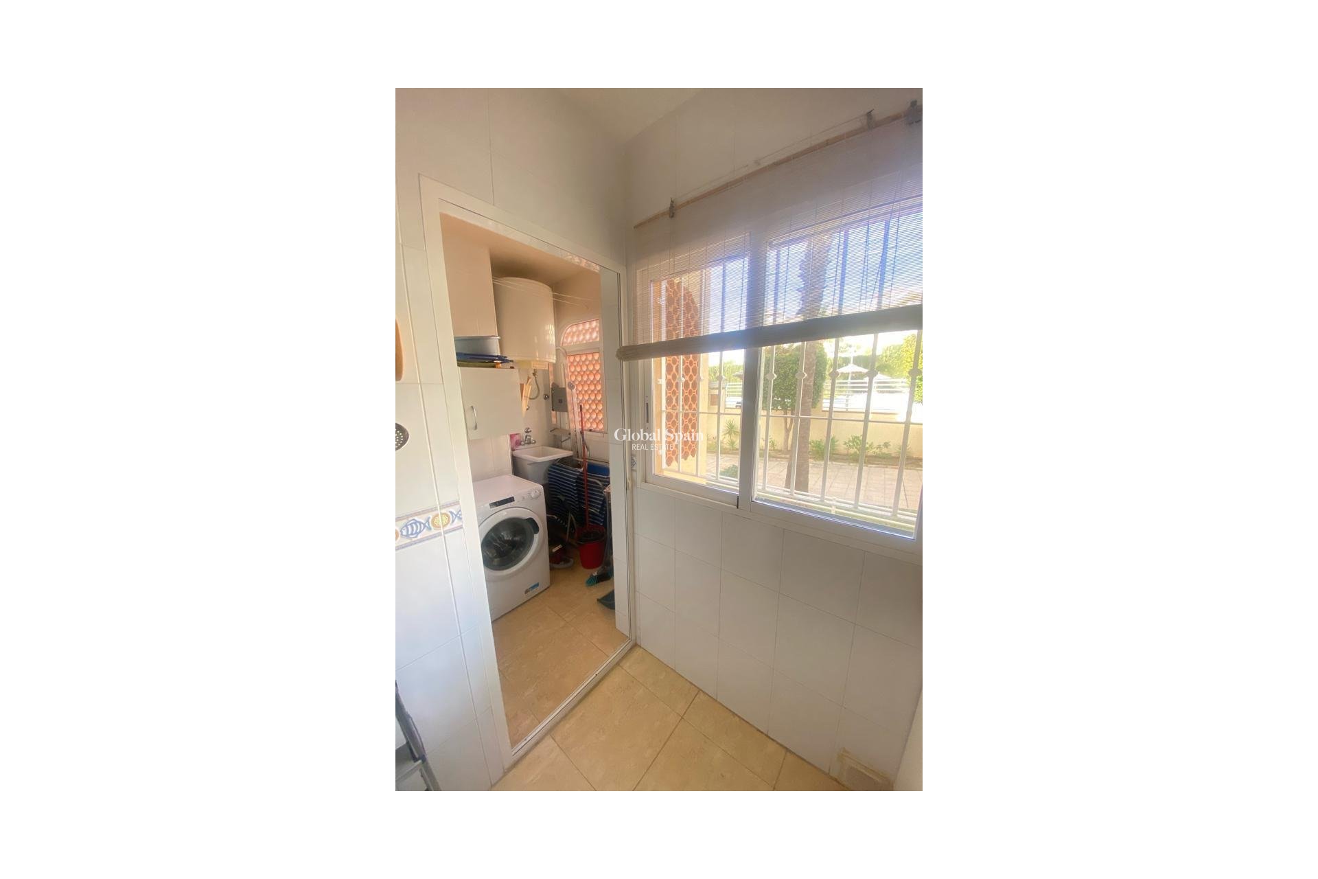 Wiederverkauf - HAUS -
ORIHUELA COSTA - CAMPOAMOR