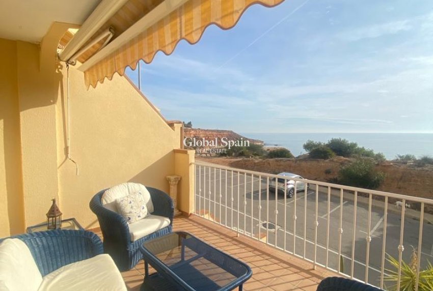 Wiederverkauf - HAUS -
ORIHUELA COSTA - CAMPOAMOR
