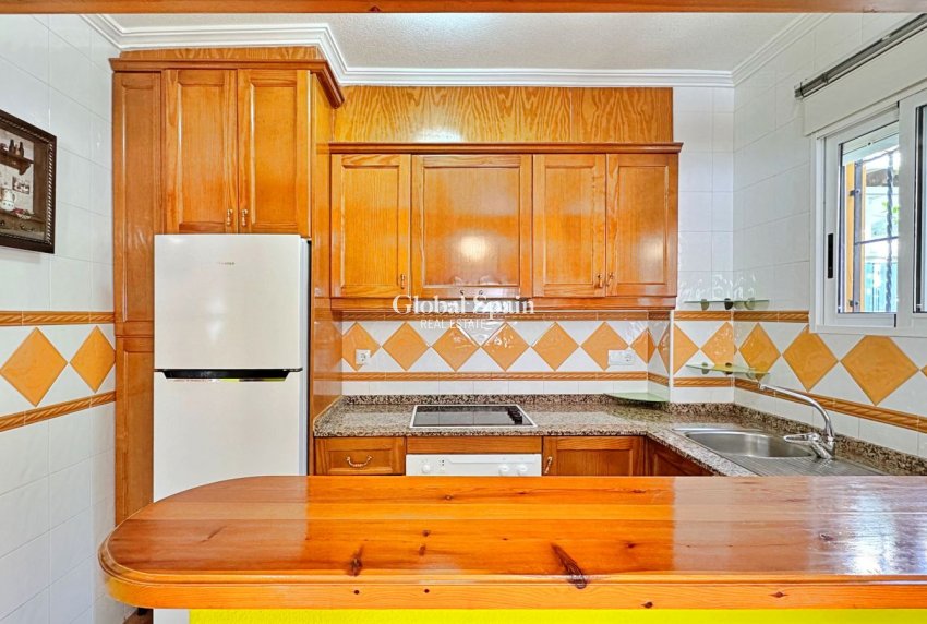 Wiederverkauf - HAUS -
ORIHUELA COSTA - Costa Blanca