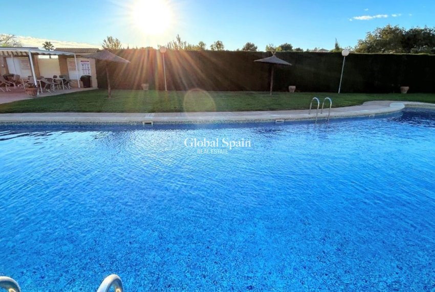 Wiederverkauf - HAUS -
ORIHUELA COSTA - Costa Blanca