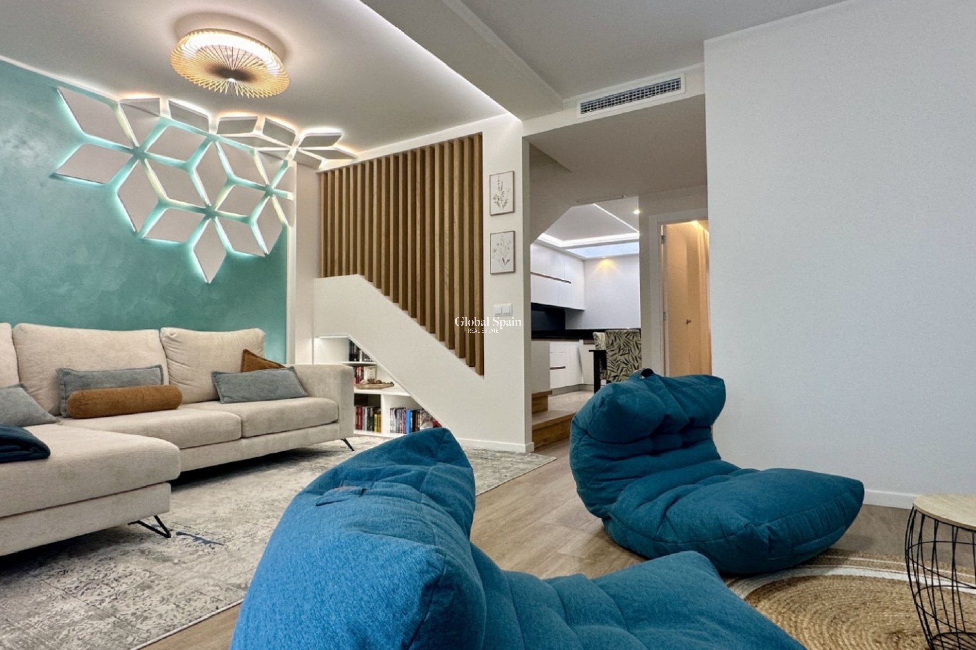 Wiederverkauf - HAUS -
ORIHUELA COSTA - Costa Blanca