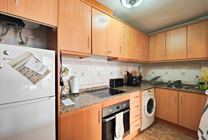 Wiederverkauf - HAUS -
ORIHUELA COSTA - Costa Blanca