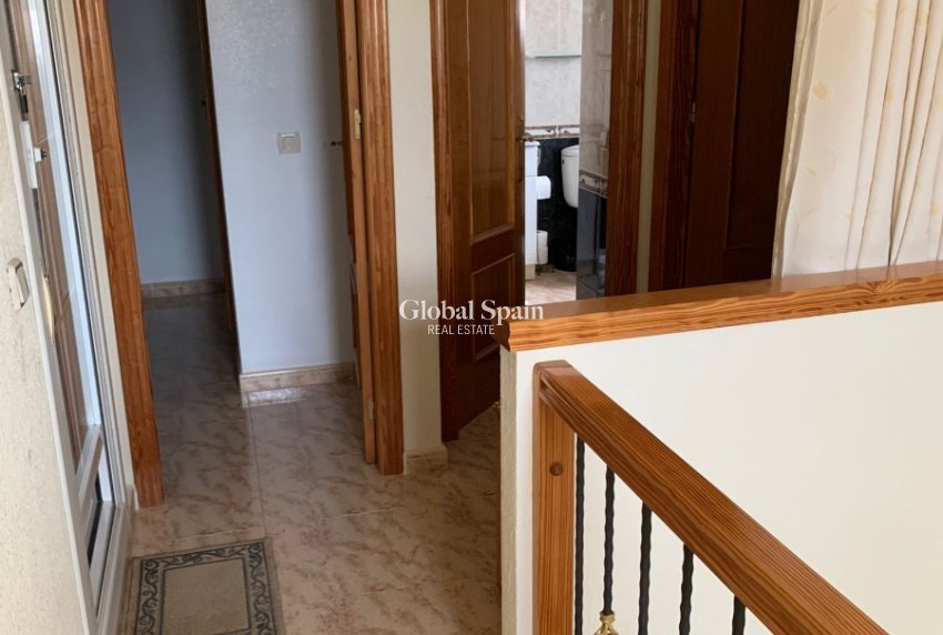 Wiederverkauf - HAUS -
ORIHUELA COSTA - Costa Blanca