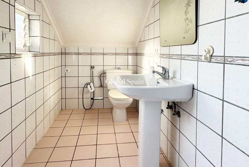 Wiederverkauf - HAUS -
ORIHUELA COSTA - Costa Blanca