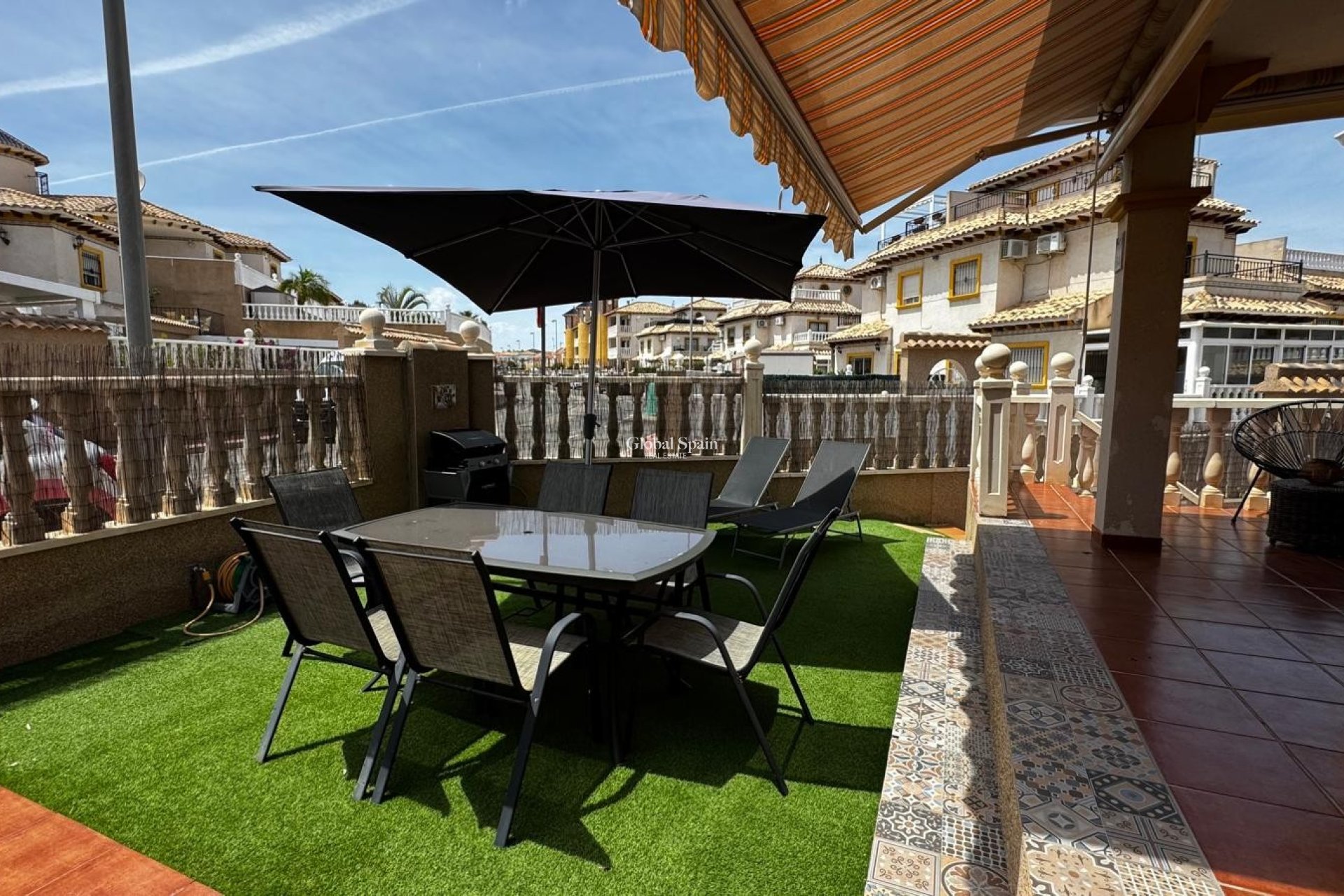 Wiederverkauf - HAUS -
ORIHUELA COSTA - Costa Blanca