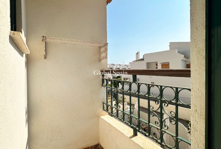 Wiederverkauf - HAUS -
ORIHUELA COSTA - Costa Blanca