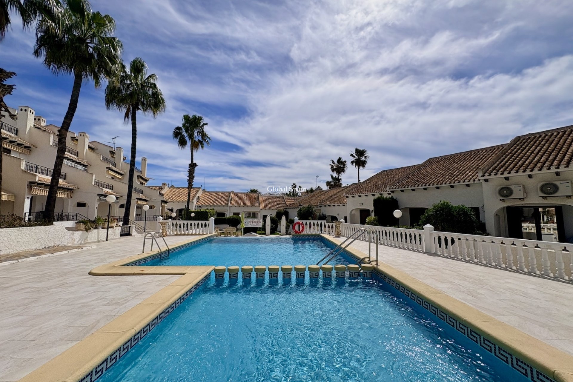 Wiederverkauf - HAUS -
ORIHUELA COSTA - Costa Blanca