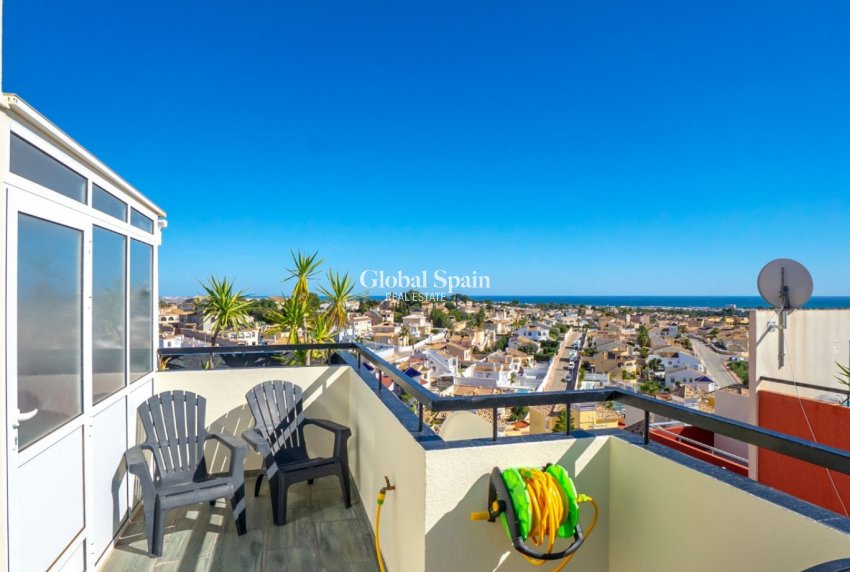 Wiederverkauf - HAUS -
ORIHUELA COSTA - Costa Blanca