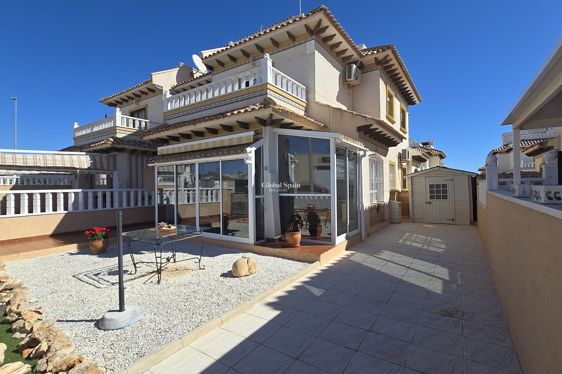 Wiederverkauf - HAUS -
ORIHUELA COSTA - Costa Blanca