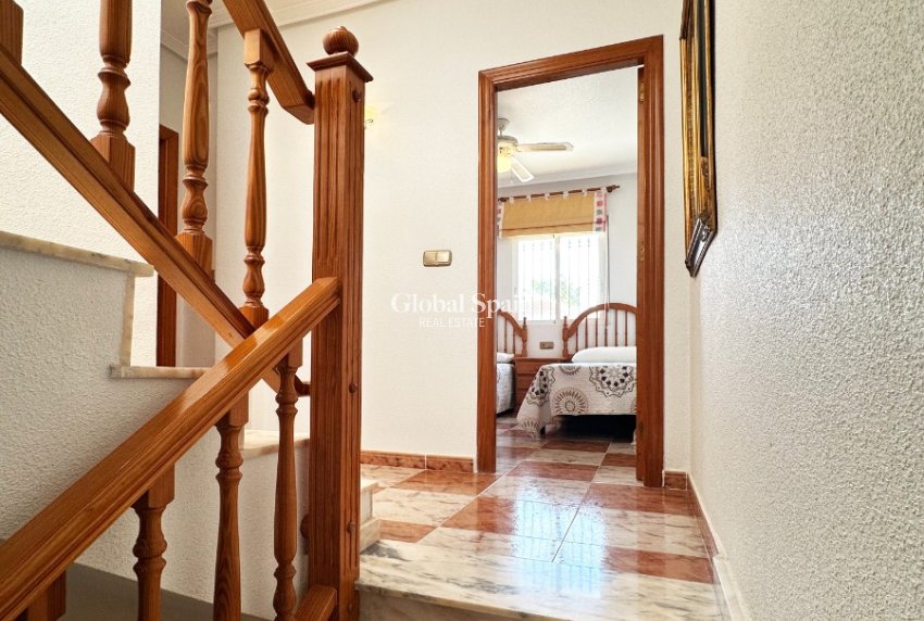 Wiederverkauf - HAUS -
ORIHUELA COSTA - Costa Blanca