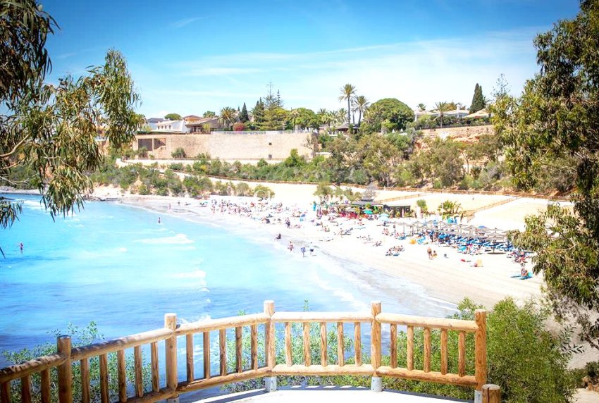 Wiederverkauf - HAUS -
ORIHUELA COSTA - Costa Blanca