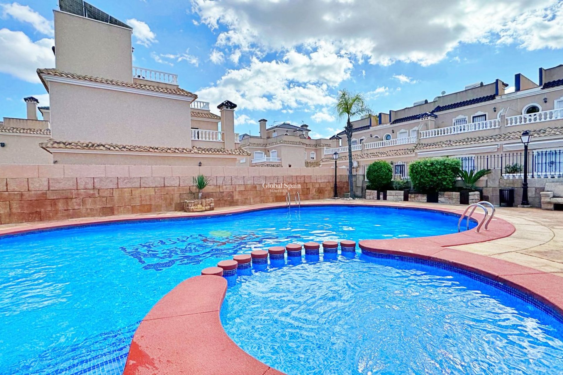Wiederverkauf - HAUS -
ORIHUELA COSTA - Costa Blanca
