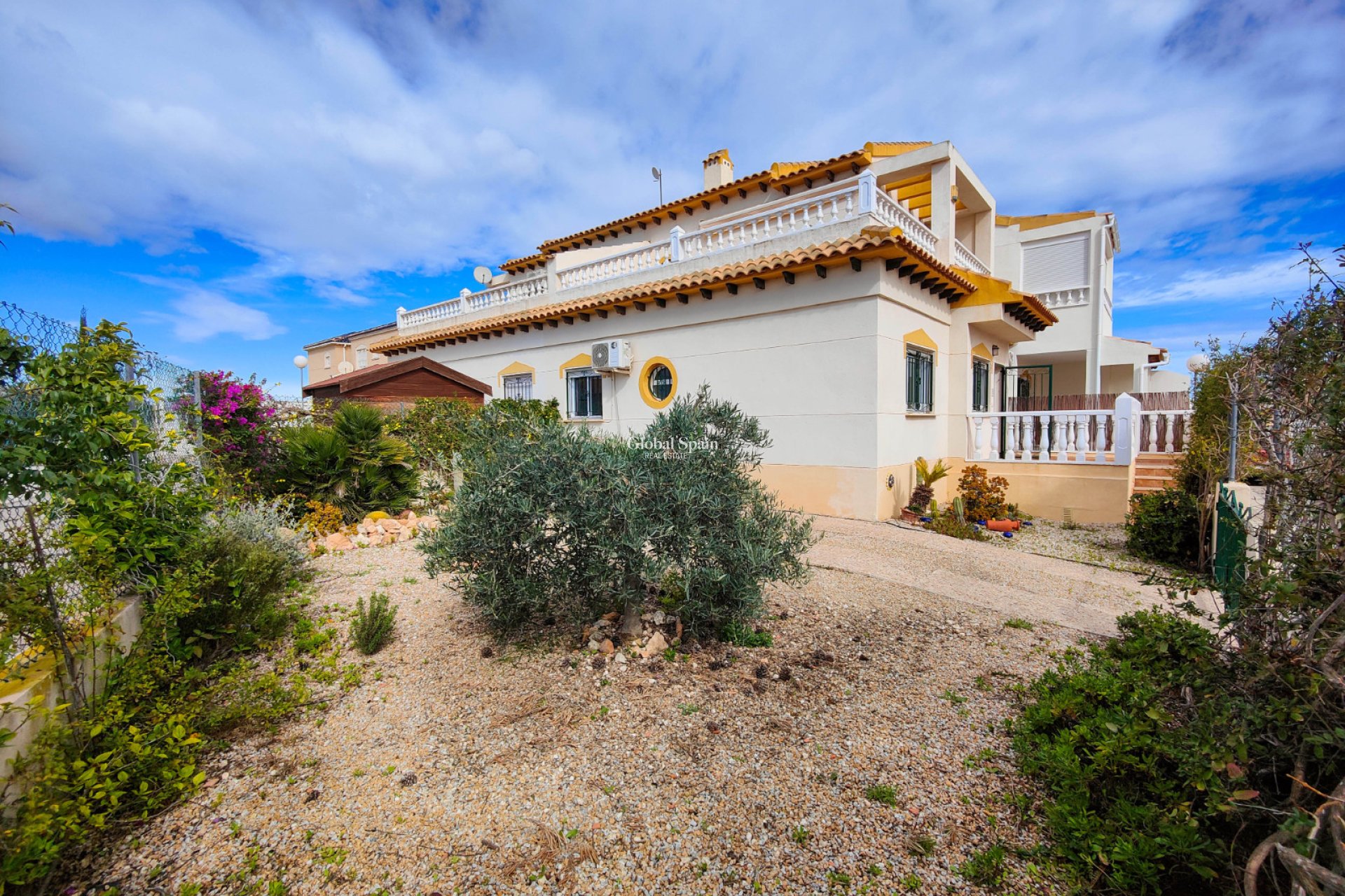 Wiederverkauf - HAUS -
ORIHUELA COSTA - Costa Blanca