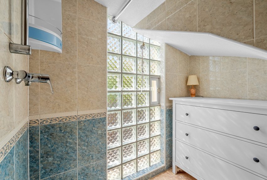 Wiederverkauf - HAUS -
ORIHUELA COSTA - Costa Blanca
