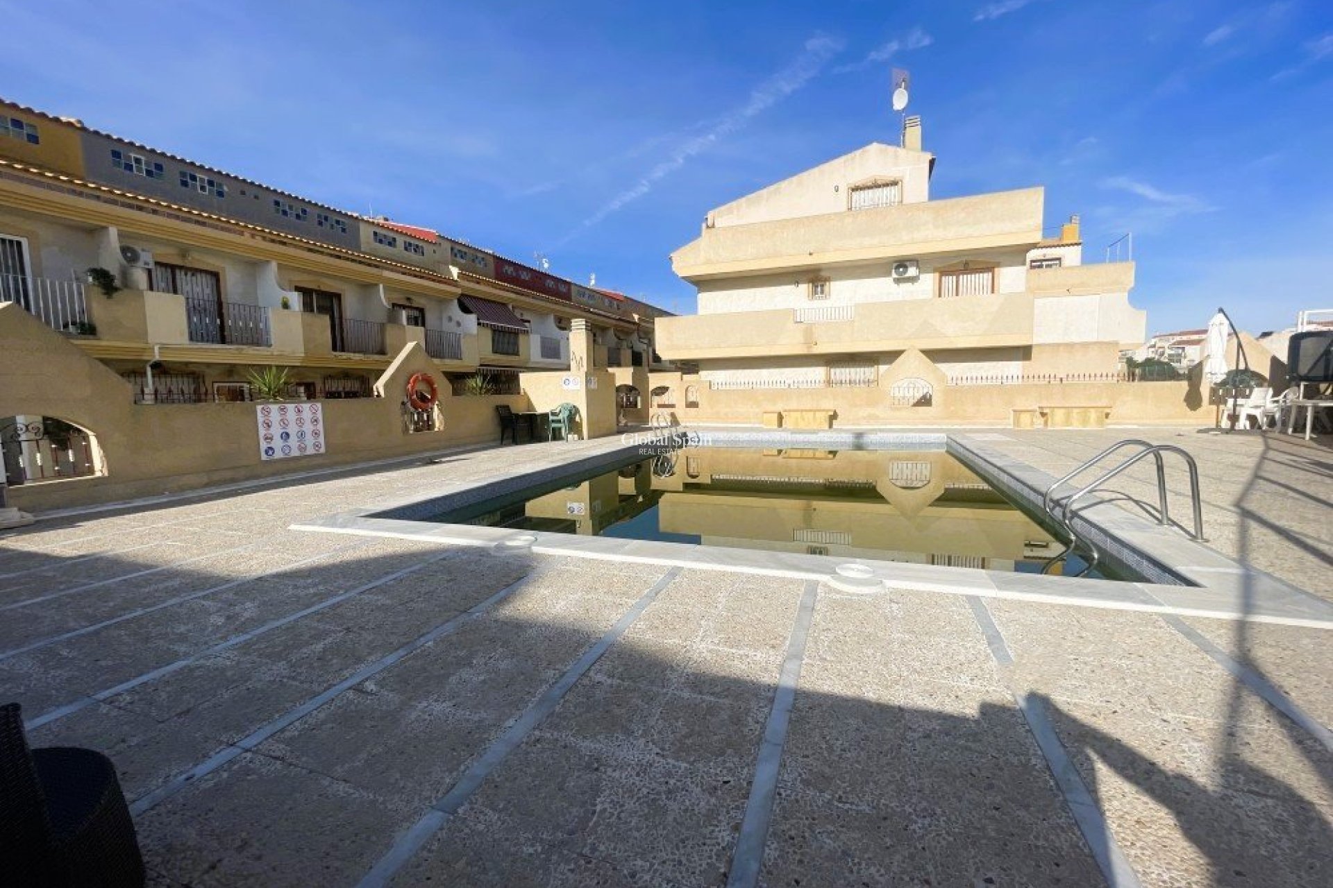 Wiederverkauf - HAUS -
ORIHUELA COSTA - Costa Blanca