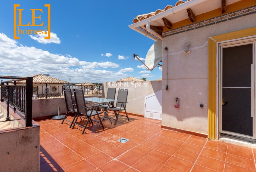 Wiederverkauf - HAUS -
ORIHUELA COSTA - Costa Blanca
