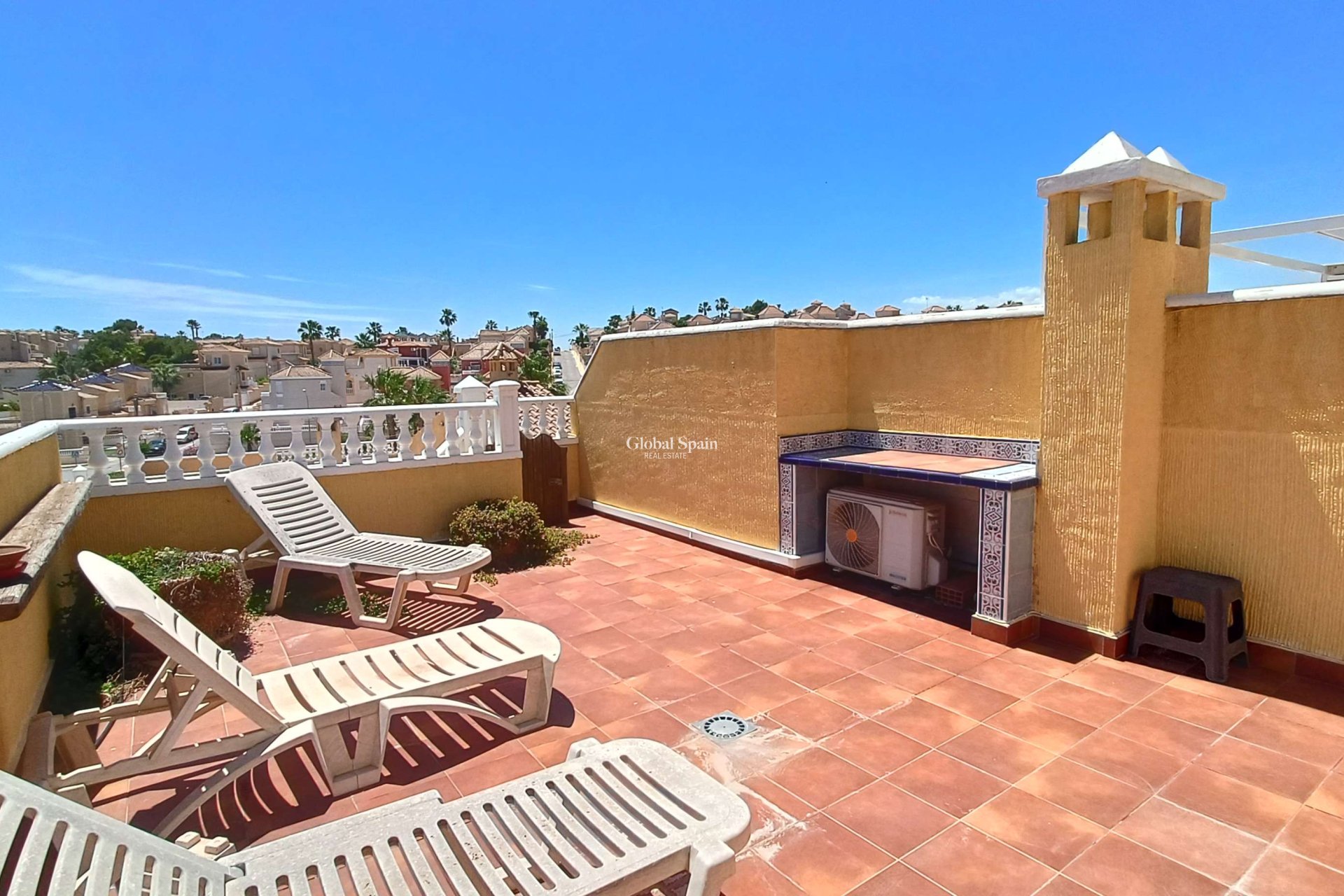 Wiederverkauf - HAUS -
ORIHUELA COSTA - Costa Blanca