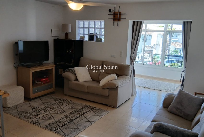 Wiederverkauf - HAUS -
ORIHUELA COSTA - Costa Blanca