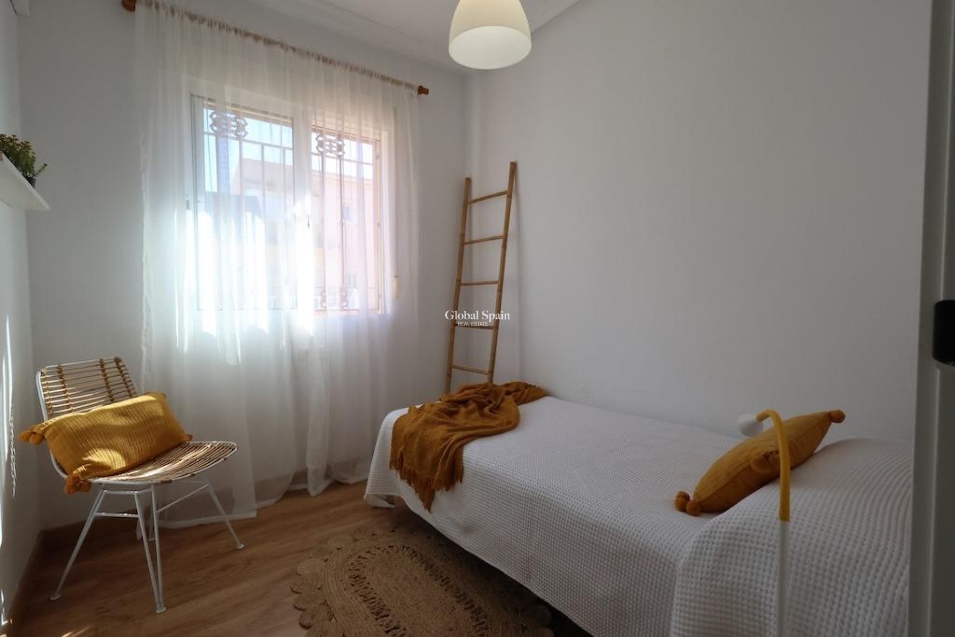 Wiederverkauf - HAUS -
ORIHUELA COSTA - Costa Blanca