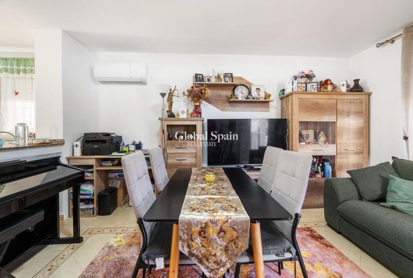 Wiederverkauf - HAUS -
ORIHUELA COSTA - Costa Blanca