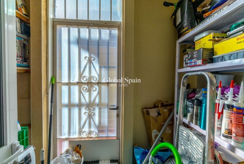 Wiederverkauf - HAUS -
ORIHUELA COSTA - Costa Blanca