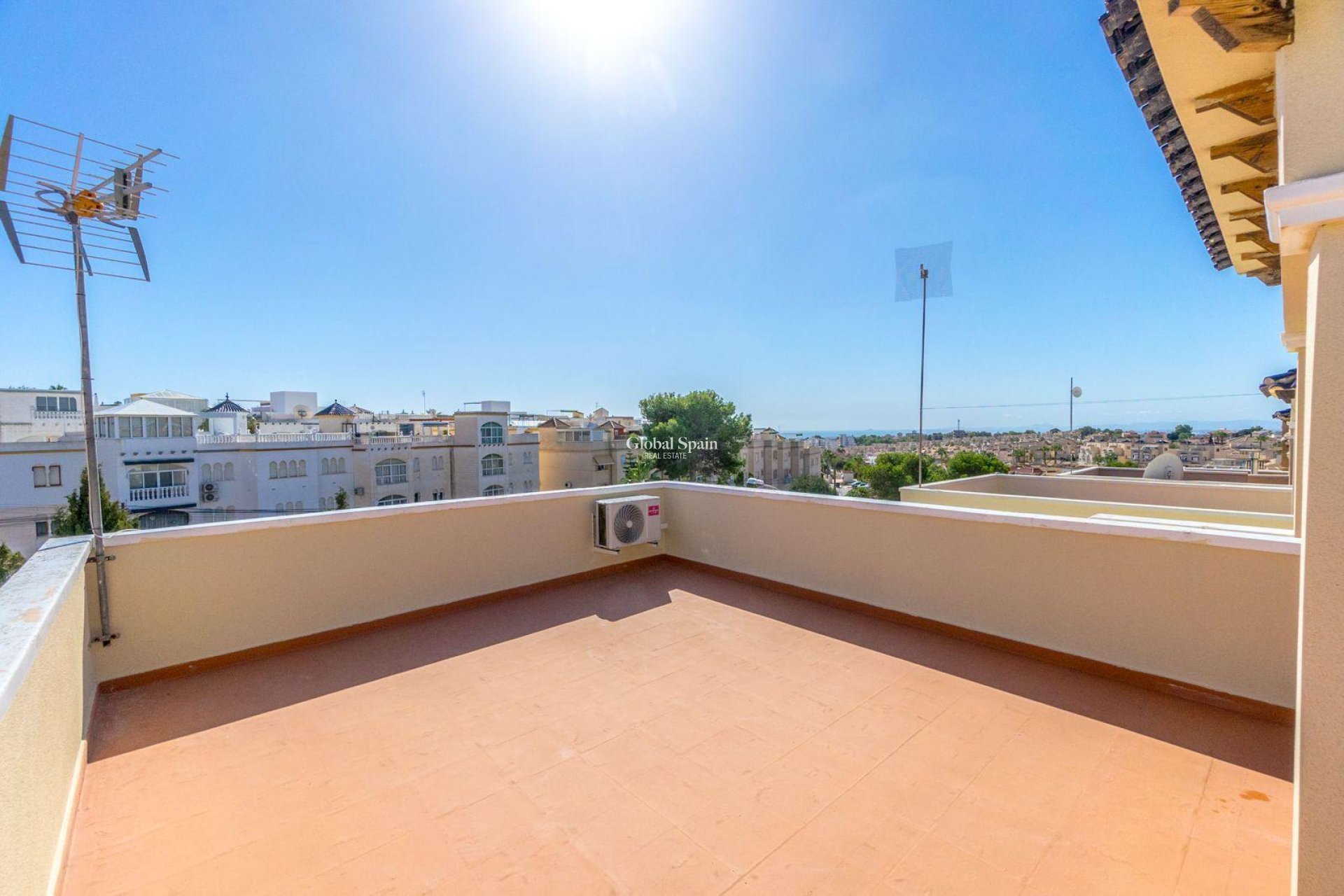 Wiederverkauf - HAUS -
ORIHUELA COSTA - Costa Blanca