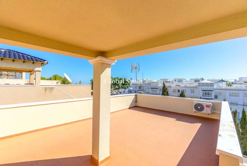 Wiederverkauf - HAUS -
ORIHUELA COSTA - Costa Blanca
