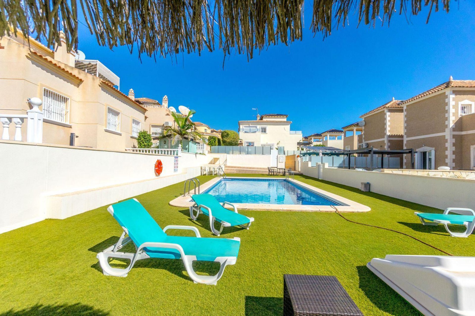 Wiederverkauf - HAUS -
ORIHUELA COSTA - Costa Blanca