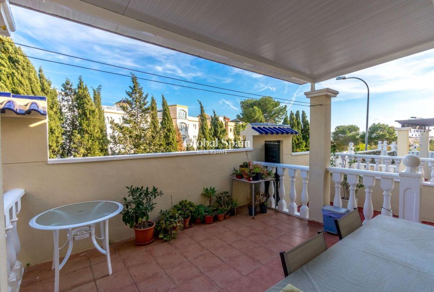 Wiederverkauf - HAUS -
ORIHUELA COSTA - Costa Blanca