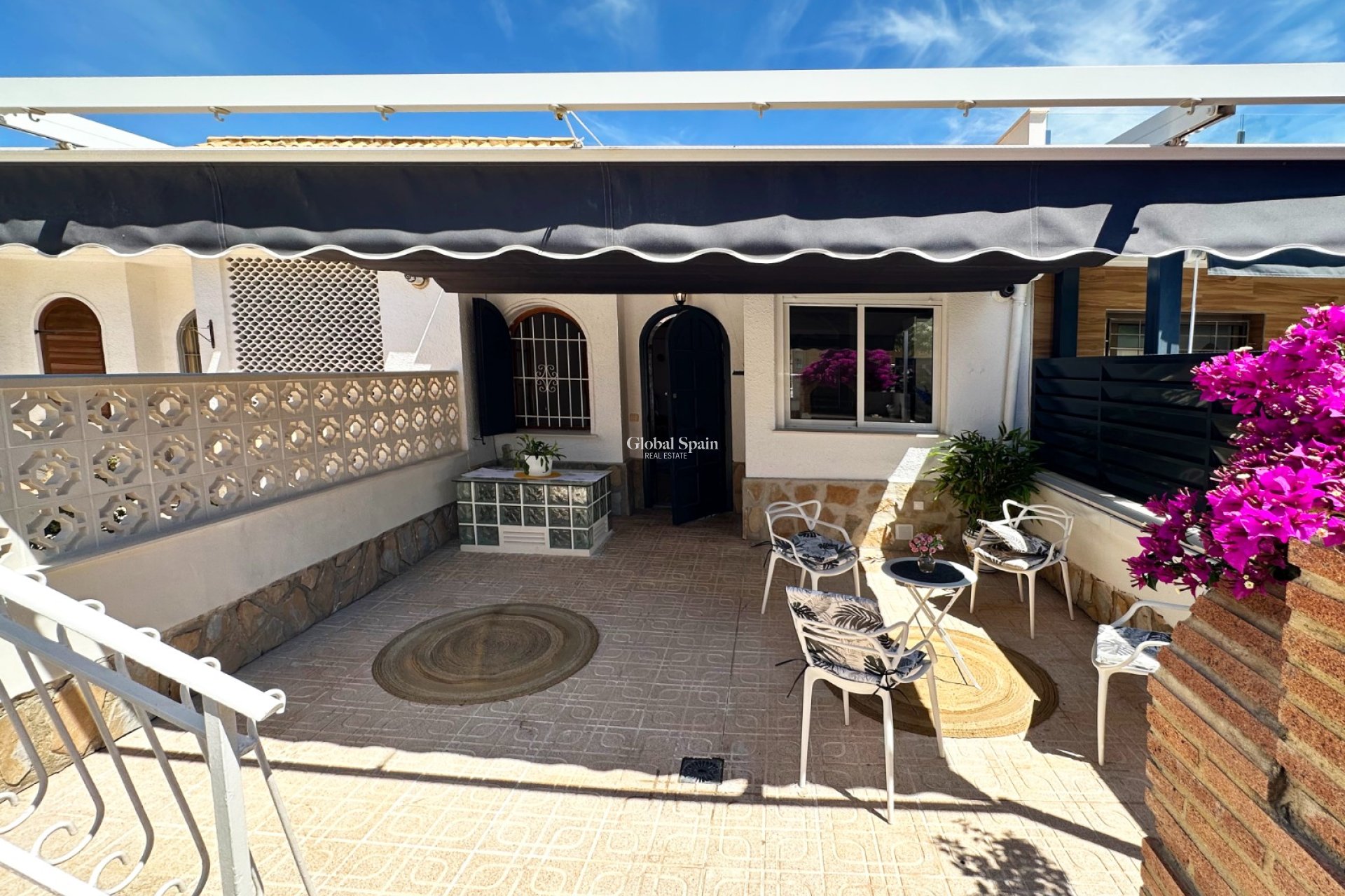 Wiederverkauf - HAUS -
ORIHUELA COSTA - Costa Blanca
