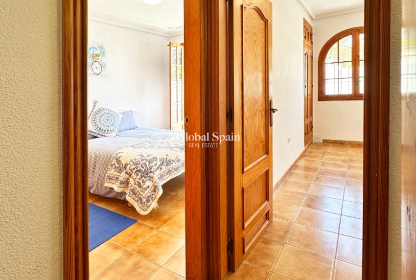 Wiederverkauf - HAUS -
ORIHUELA COSTA - Costa Blanca