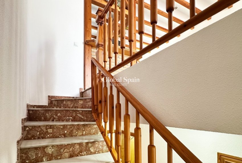 Wiederverkauf - HAUS -
ORIHUELA COSTA - Costa Blanca