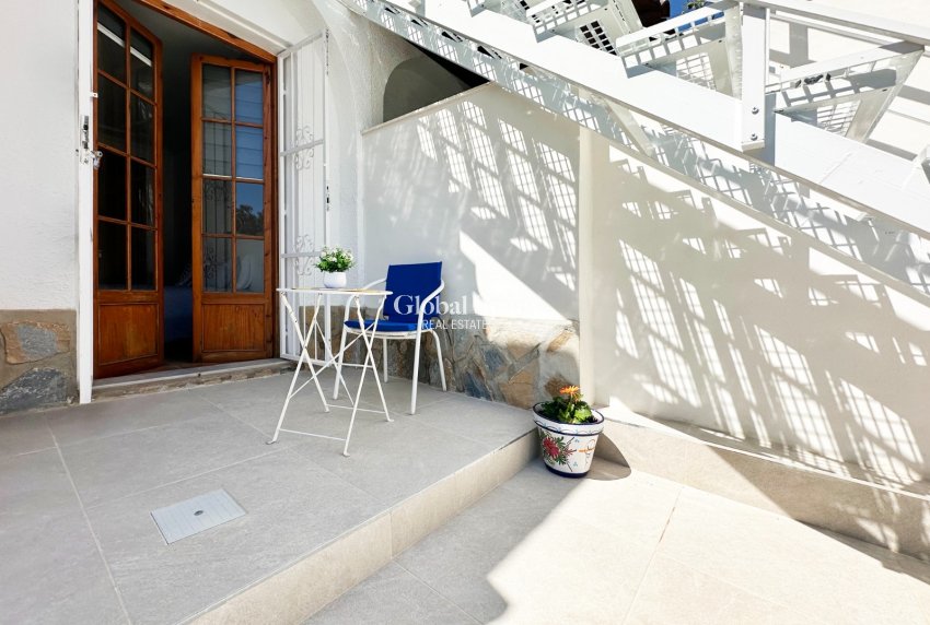 Wiederverkauf - HAUS -
ORIHUELA COSTA - Costa Blanca
