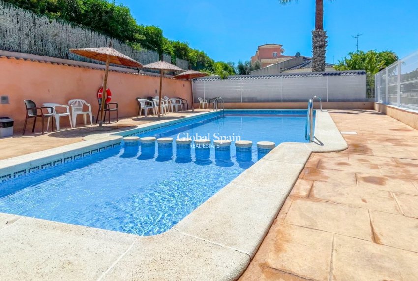Wiederverkauf - HAUS -
ORIHUELA COSTA - Costa Blanca