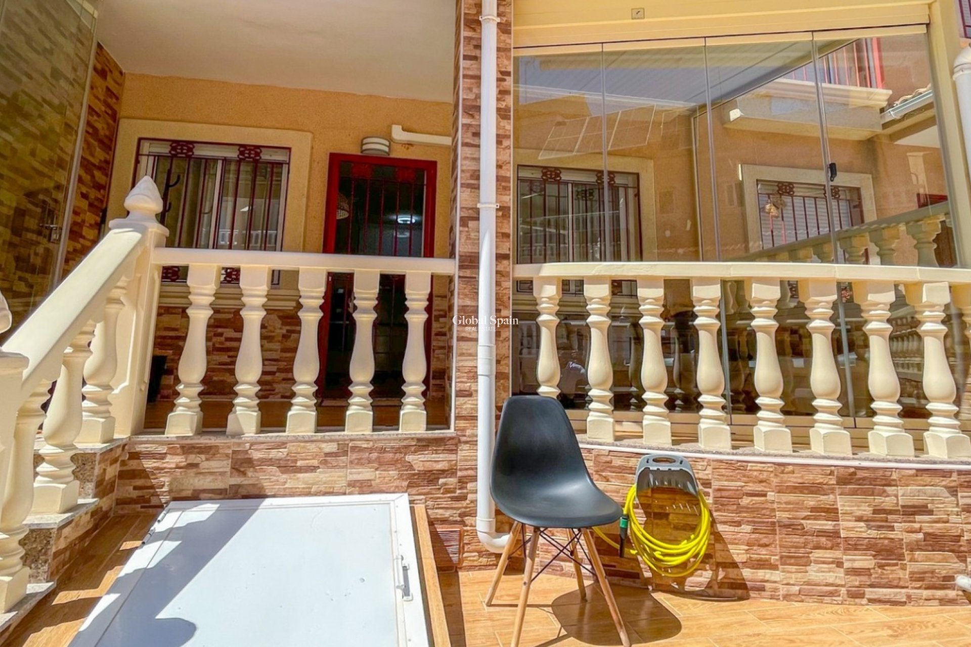 Wiederverkauf - HAUS -
ORIHUELA COSTA - Costa Blanca