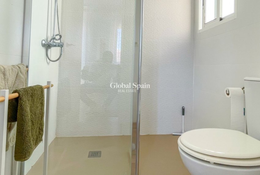 Wiederverkauf - HAUS -
ORIHUELA COSTA - Costa Blanca