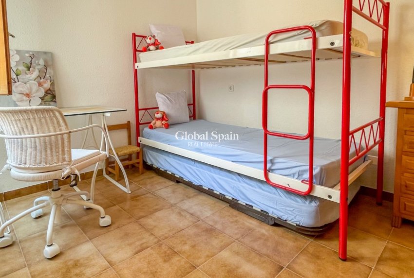 Wiederverkauf - HAUS -
ORIHUELA COSTA - Costa Blanca