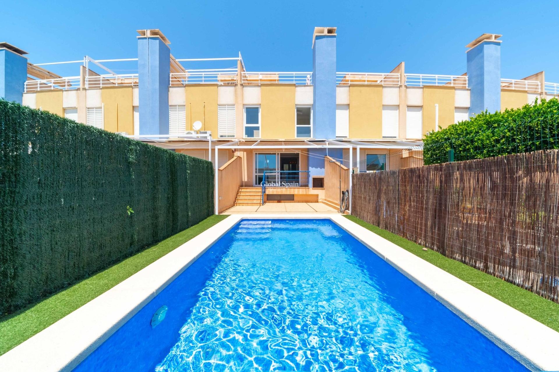 Wiederverkauf - HAUS -
ORIHUELA COSTA - Costa Blanca