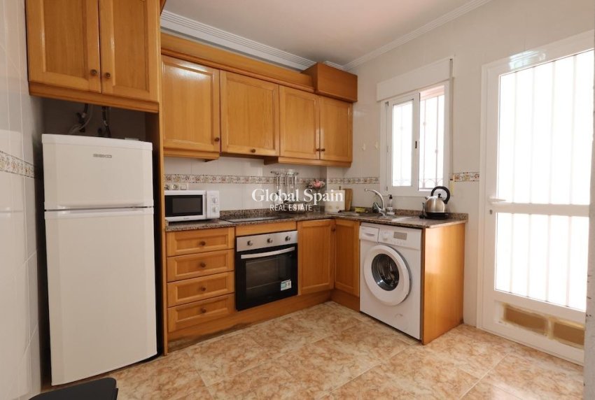 Wiederverkauf - HAUS -
ORIHUELA COSTA - Costa Blanca