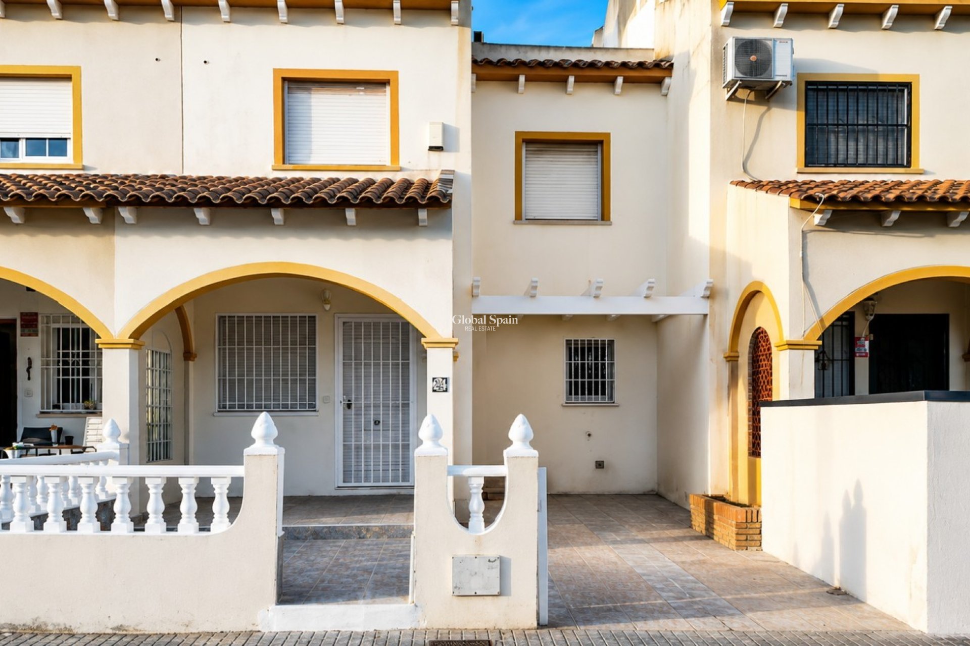 Wiederverkauf - HAUS -
ORIHUELA COSTA - Costa Blanca