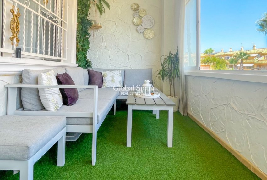 Wiederverkauf - HAUS -
ORIHUELA COSTA - Costa Blanca