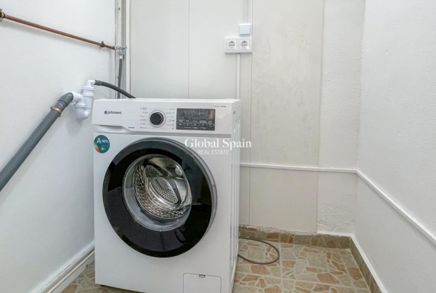 Wiederverkauf - HAUS -
ORIHUELA COSTA - Costa Blanca