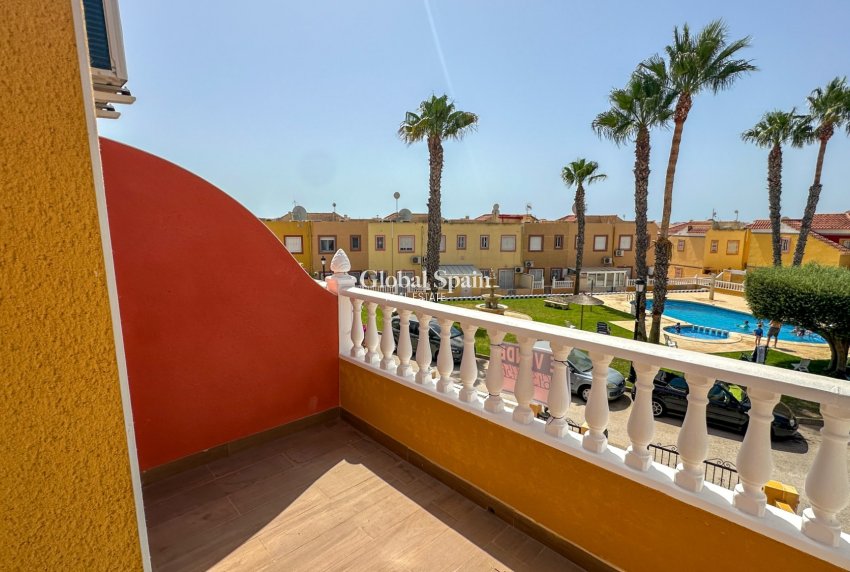 Wiederverkauf - HAUS -
ORIHUELA COSTA - Costa Blanca