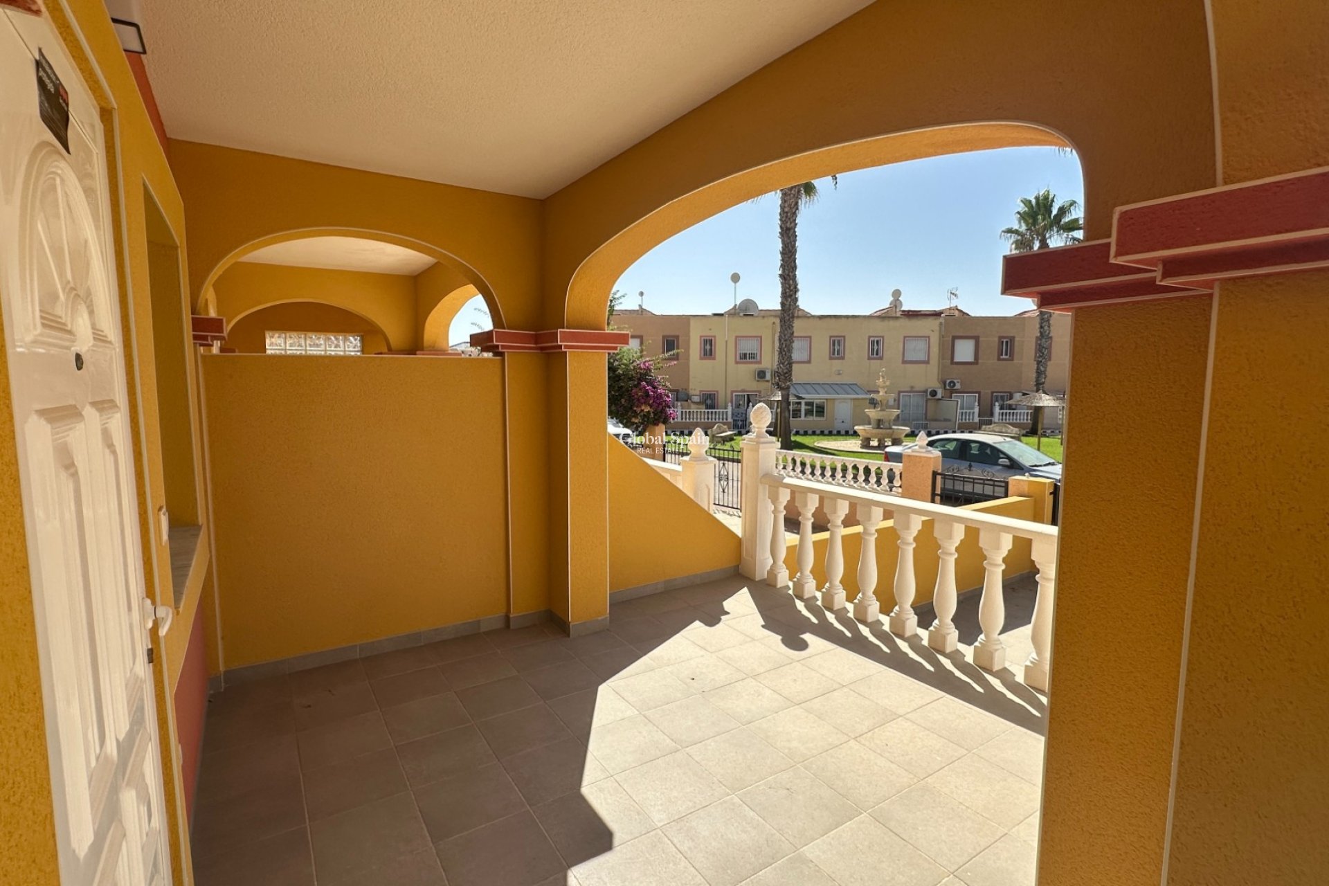 Wiederverkauf - HAUS -
ORIHUELA COSTA - Costa Blanca